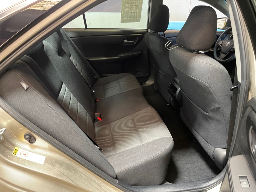 2015 TOYOTA CAMRY