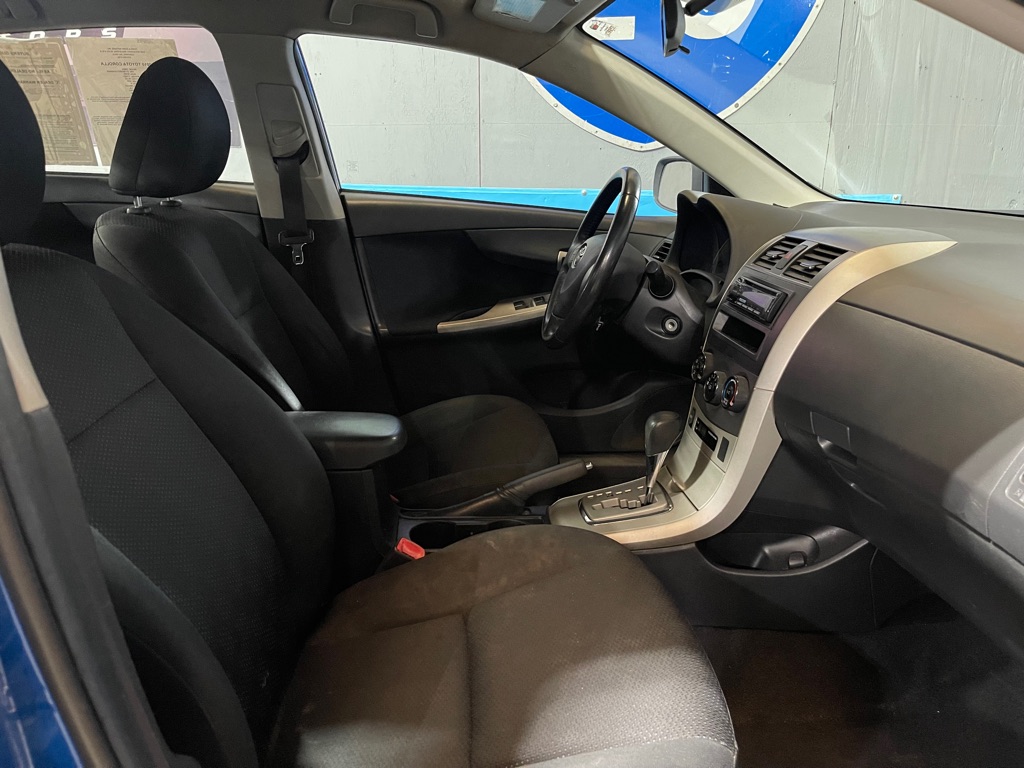 2010 TOYOTA COROLLA