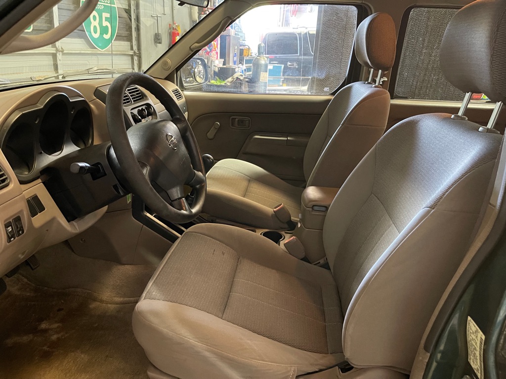2002 NISSAN FRONTIER XE-V6