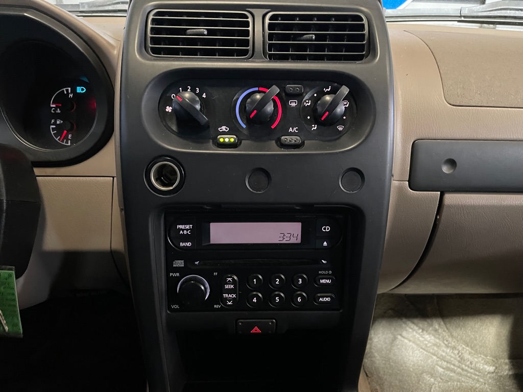 2002 NISSAN FRONTIER XE-V6