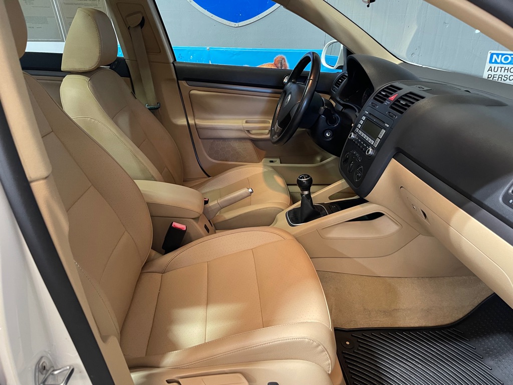 2009 VOLKSWAGEN JETTA SPORTWAGEN SE