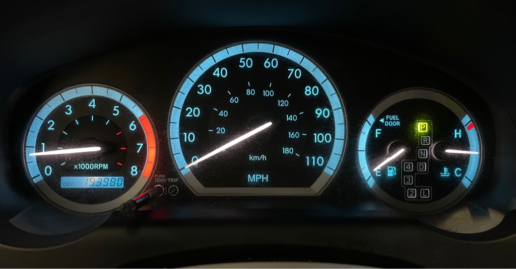 2004 TOYOTA SIENNA CE 7 PASSENGER