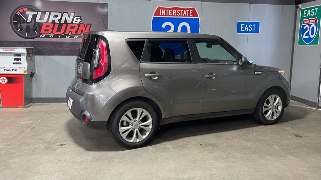 2015 KIA SOUL +