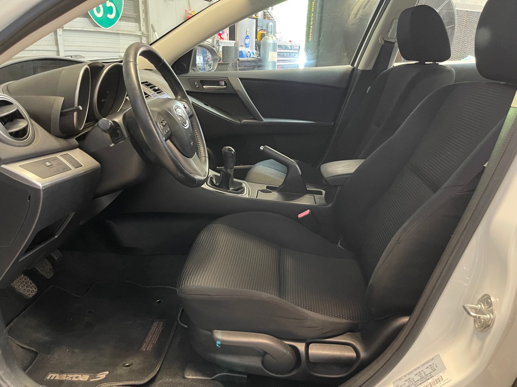 2013 MAZDA MAZDA3 I TOURING