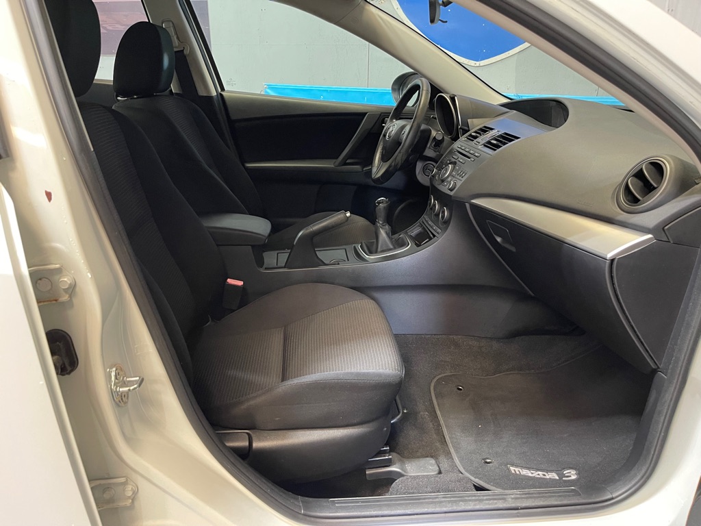 2013 MAZDA MAZDA3 I TOURING