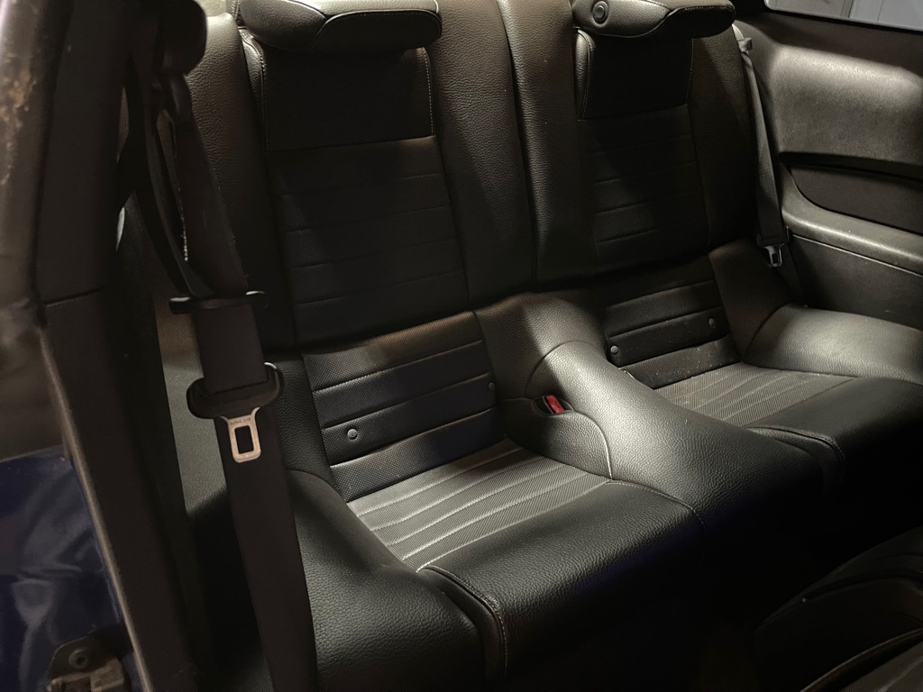 2011 FORD MUSTANG