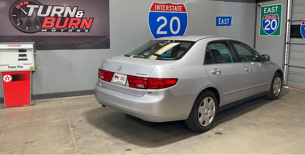 2005 HONDA ACCORD LX