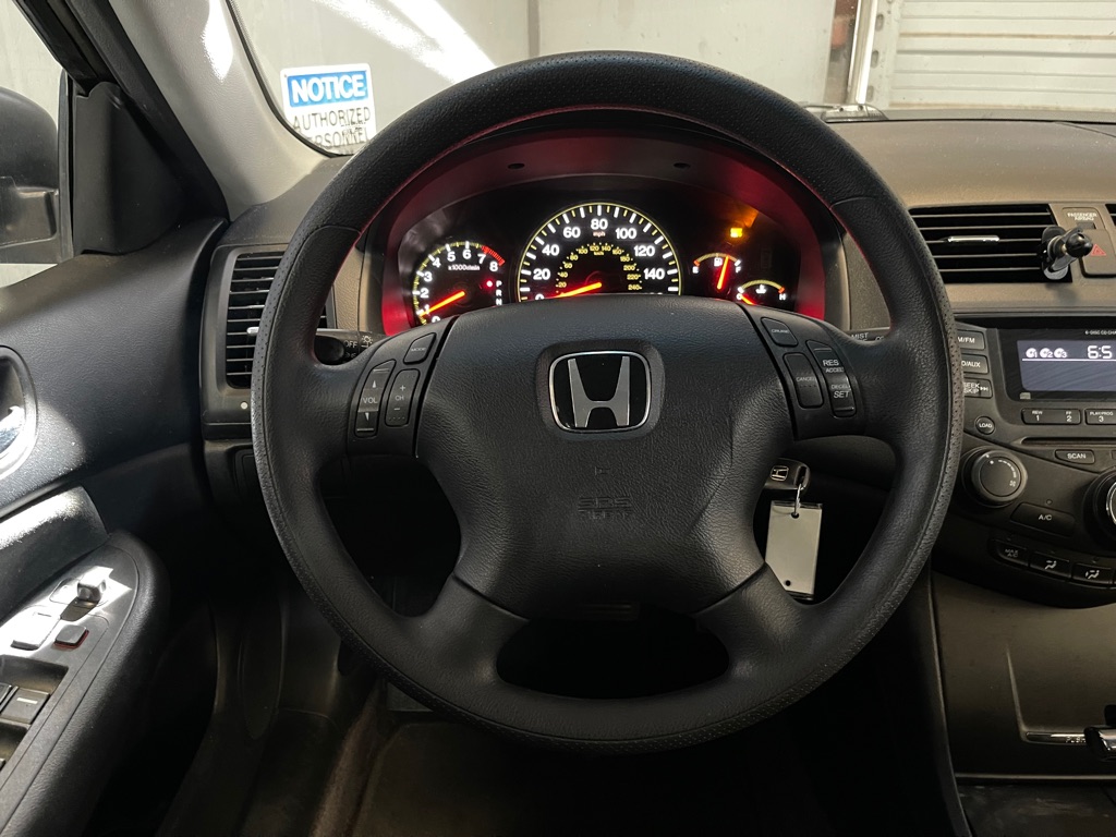 2005 HONDA ACCORD LX