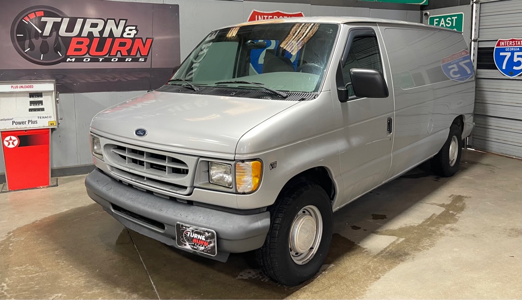 2002 FORD E-SERIES E-150