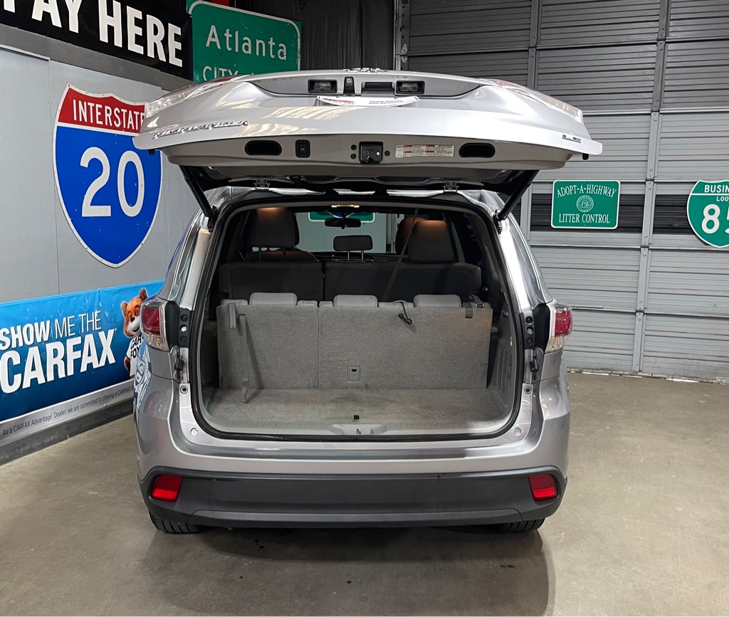 2014 TOYOTA HIGHLANDER LE