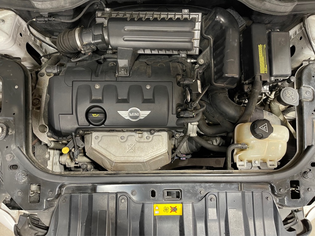 2012 MINI COOPER COUNTRYM BASE