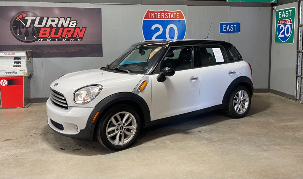 2012 MINI COOPER COUNTRYM BASE
