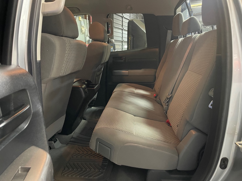 2010 TOYOTA TUNDRA GRADE
