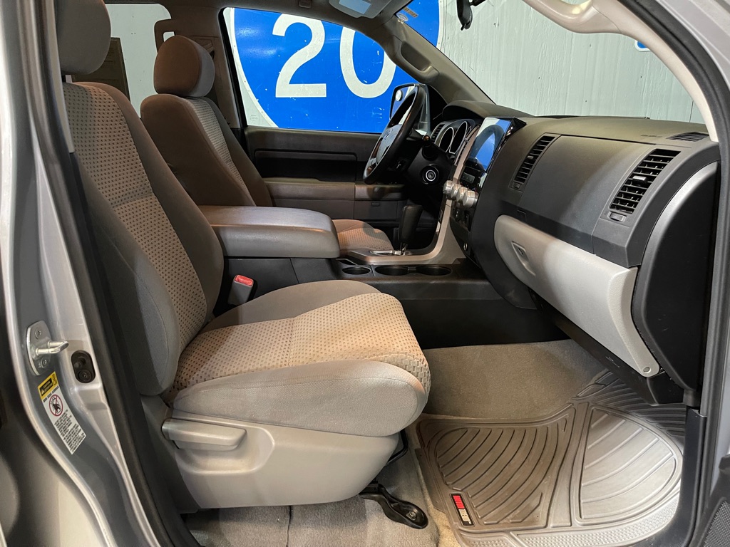 2010 TOYOTA TUNDRA GRADE