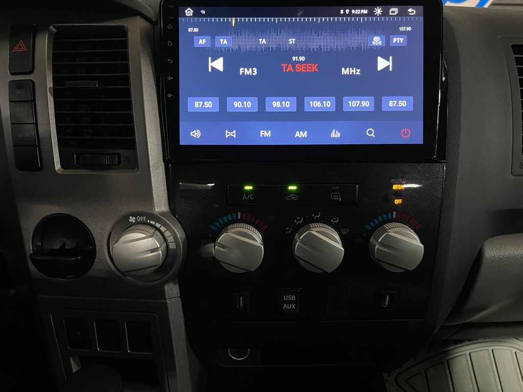 2010 TOYOTA TUNDRA GRADE