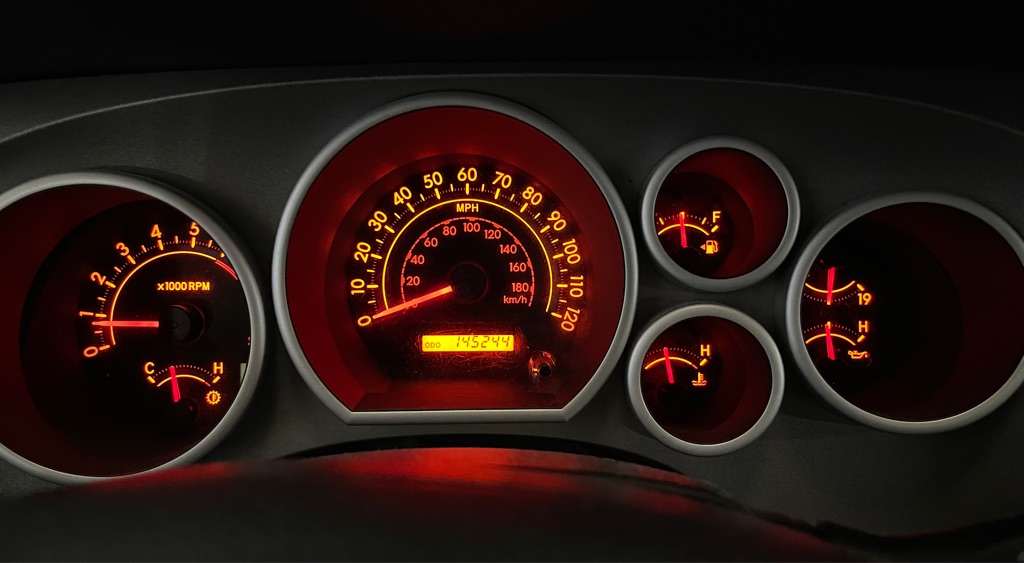 2010 TOYOTA TUNDRA GRADE