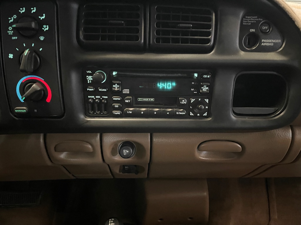 2002 DODGE RAM 2500 ST