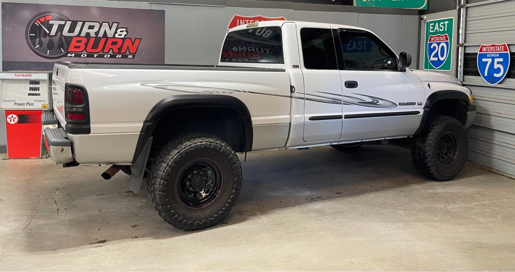 2002 DODGE RAM 2500 ST