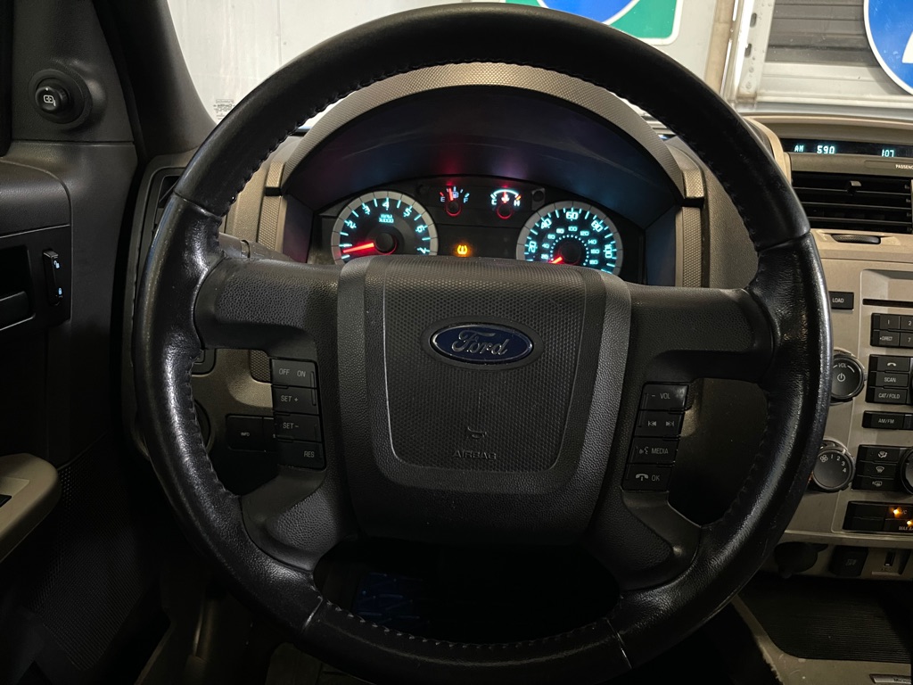 2011 FORD ESCAPE XLT