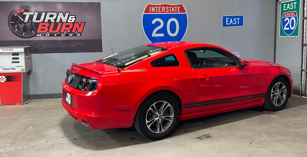 2014 FORD MUSTANG V6
