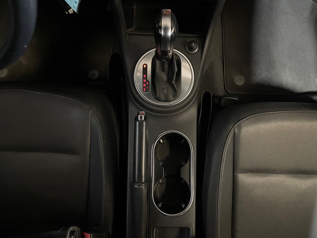 2012 VOLKSWAGEN BEETLE 2.5L PZEV