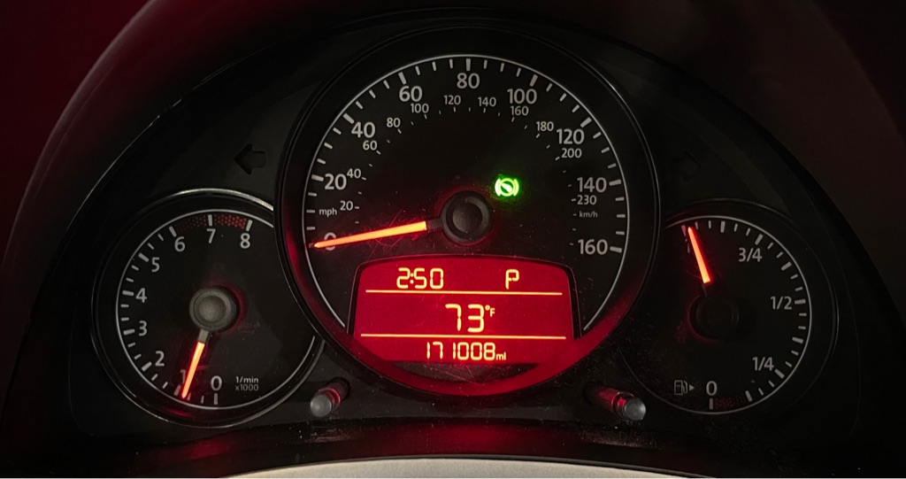 2012 VOLKSWAGEN BEETLE 2.5L PZEV