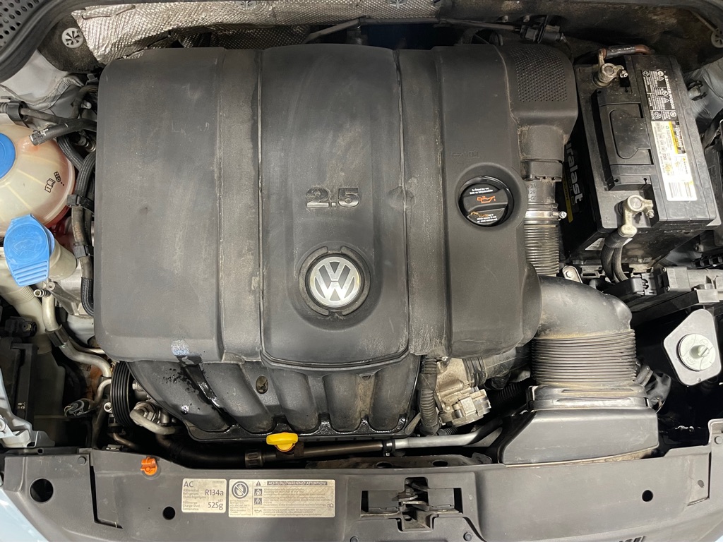2012 VOLKSWAGEN BEETLE 2.5L PZEV