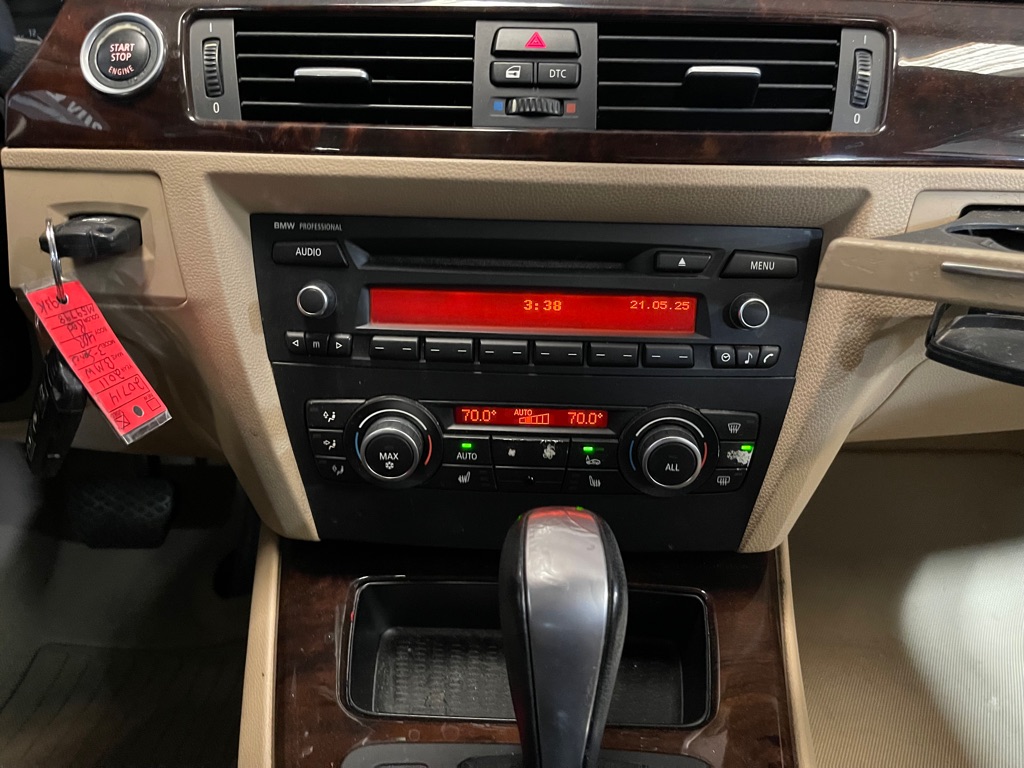 2011 BMW 3 SERIES 328I