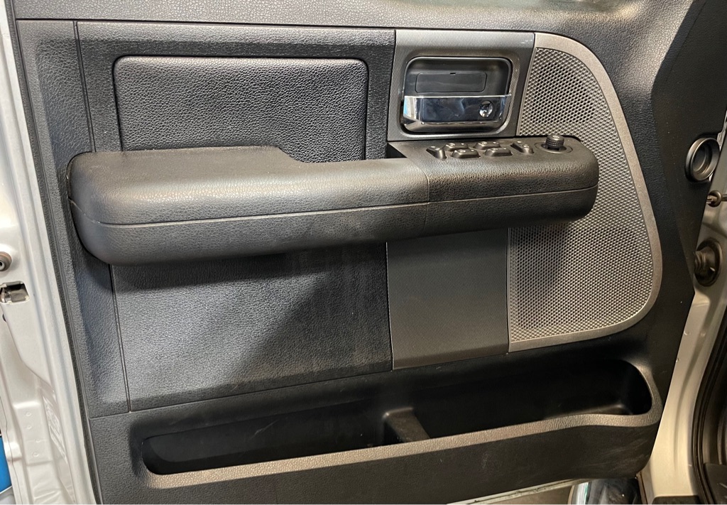 2006 FORD F-150 XLT