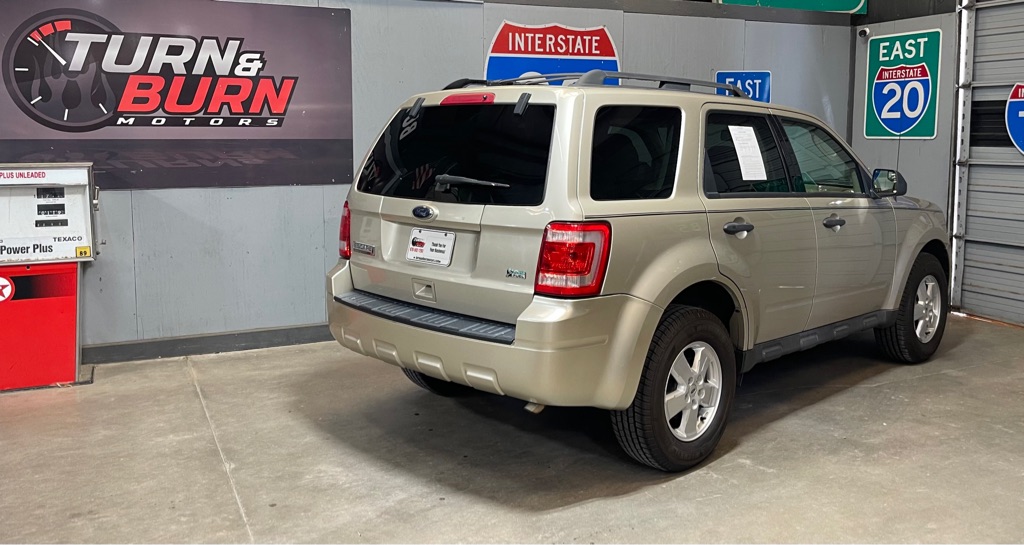 2010 FORD ESCAPE XLT
