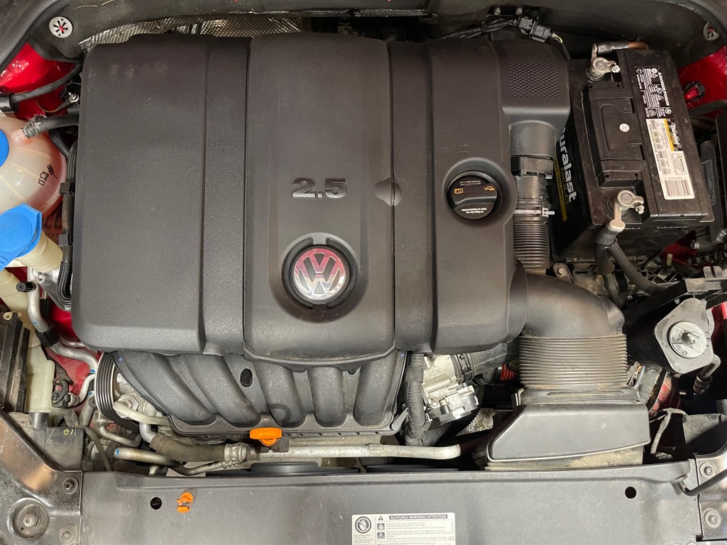 2011 VOLKSWAGEN JETTA SE