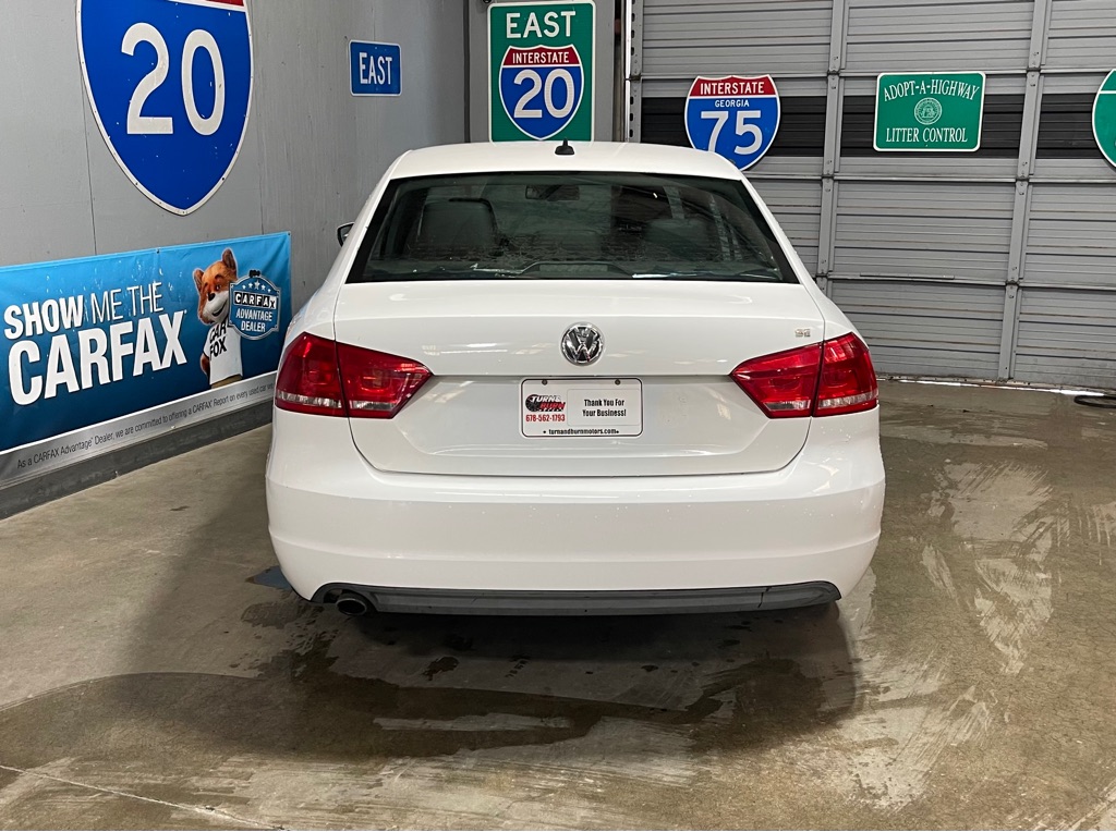 2012 VOLKSWAGEN PASSAT SE