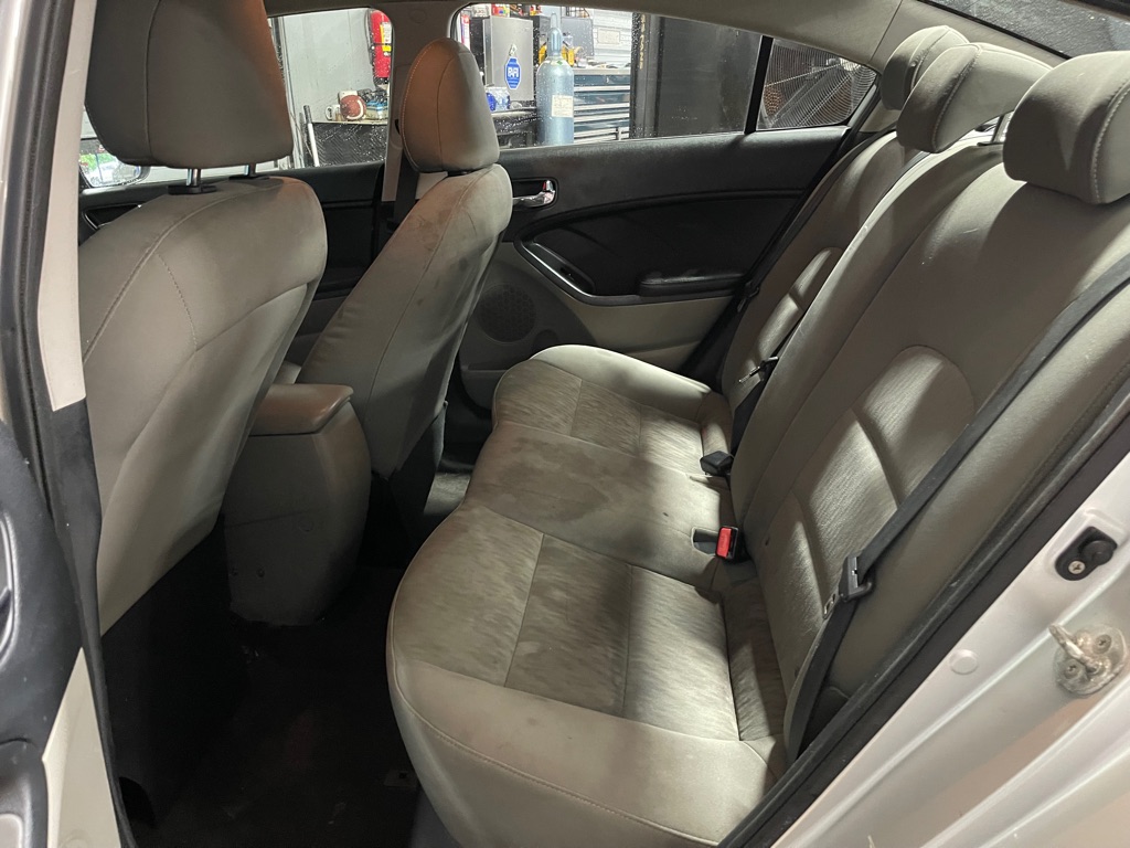 2015 KIA FORTE LX