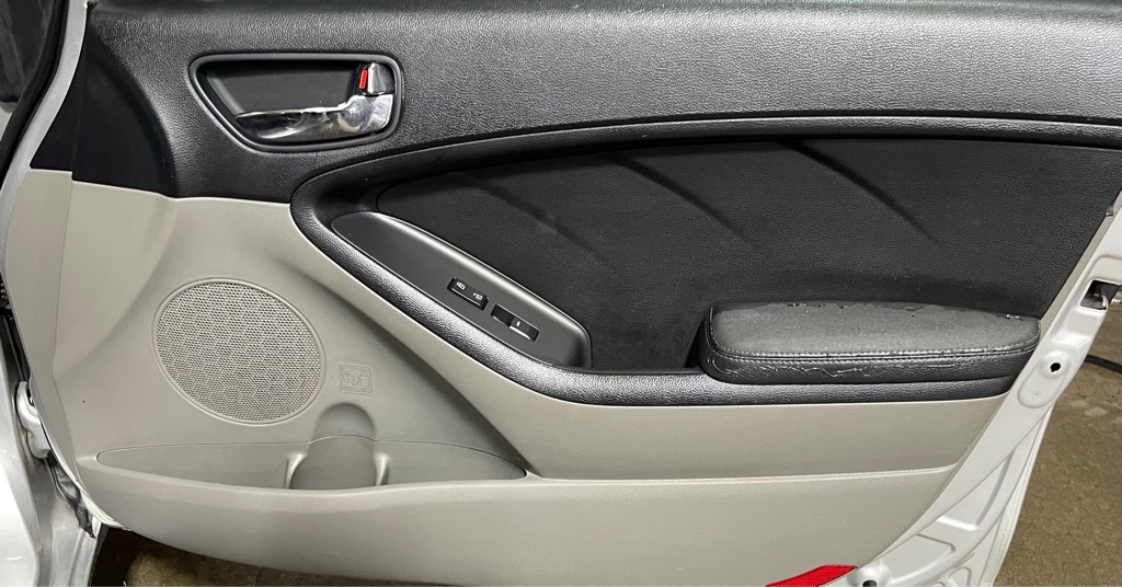 2015 KIA FORTE LX