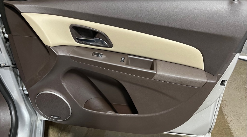 2015 CHEVROLET CRUZE LTZ