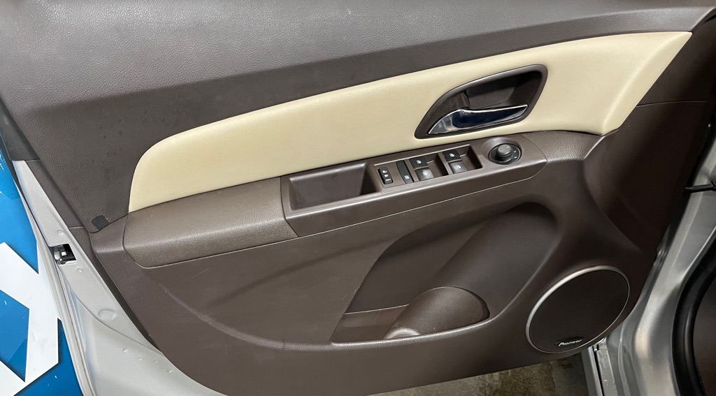 2015 CHEVROLET CRUZE LTZ