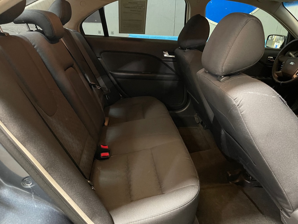 2011 FORD FUSION SE