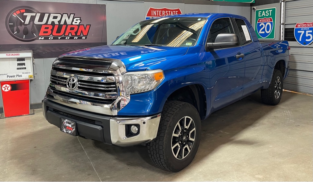 2017 TOYOTA TUNDRA SR