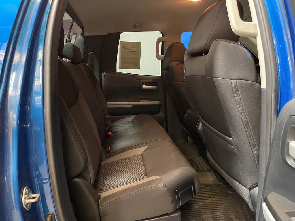 2017 TOYOTA TUNDRA SR