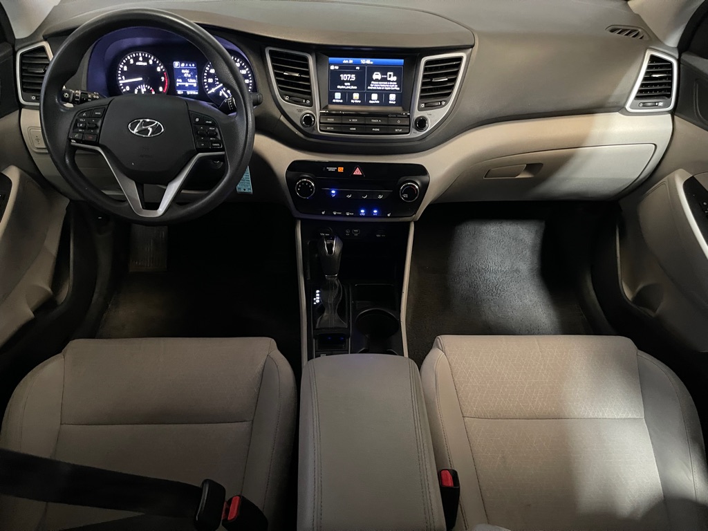 2018 HYUNDAI TUCSON SE