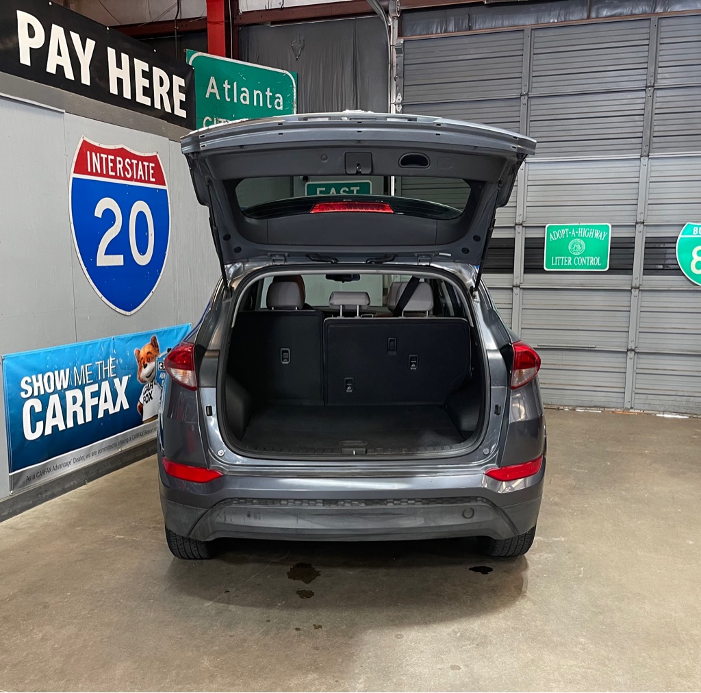 2018 HYUNDAI TUCSON SE