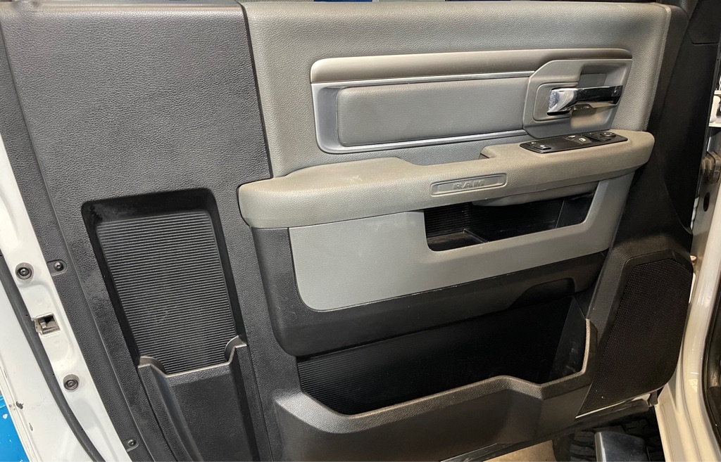 2014 RAM 2500 TRADESMAN