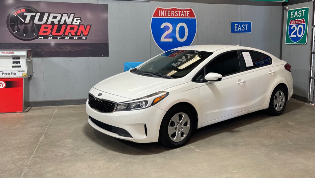 2017 KIA FORTE LX