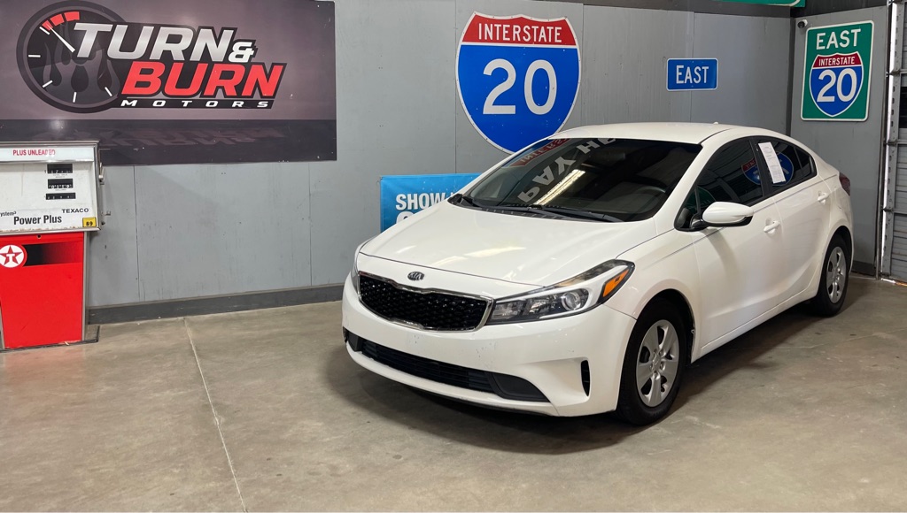 2017 KIA FORTE LX