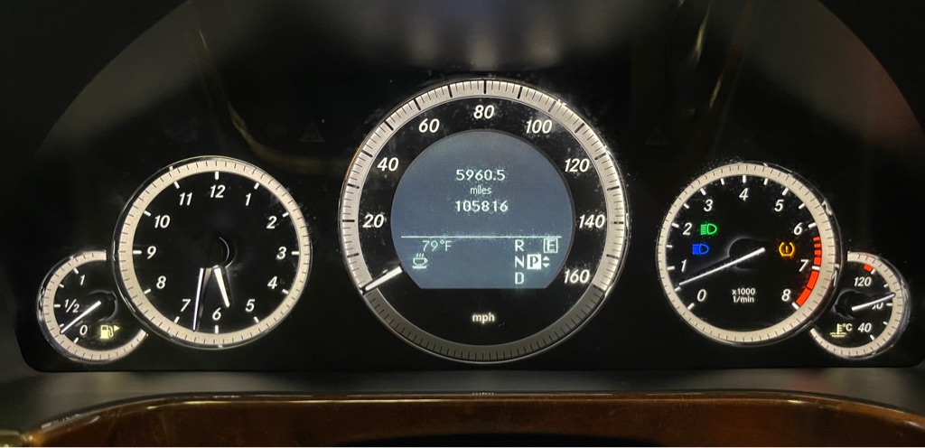 2011 MERCEDES-BENZ E-CLASS E 350 LUXURY 4M