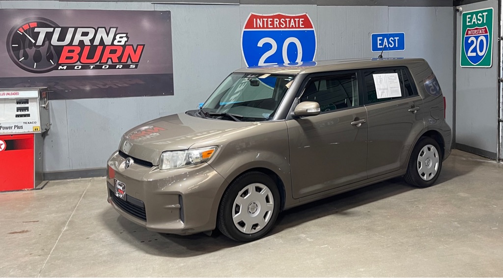 2011 SCION XB BASE