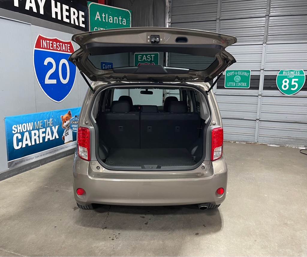 2011 SCION XB BASE