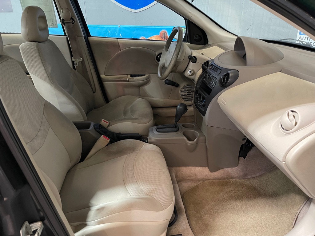 2003 SATURN ION 2