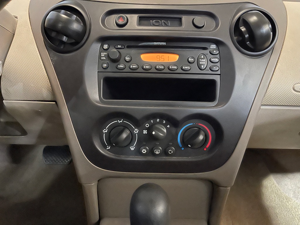 2003 SATURN ION 2