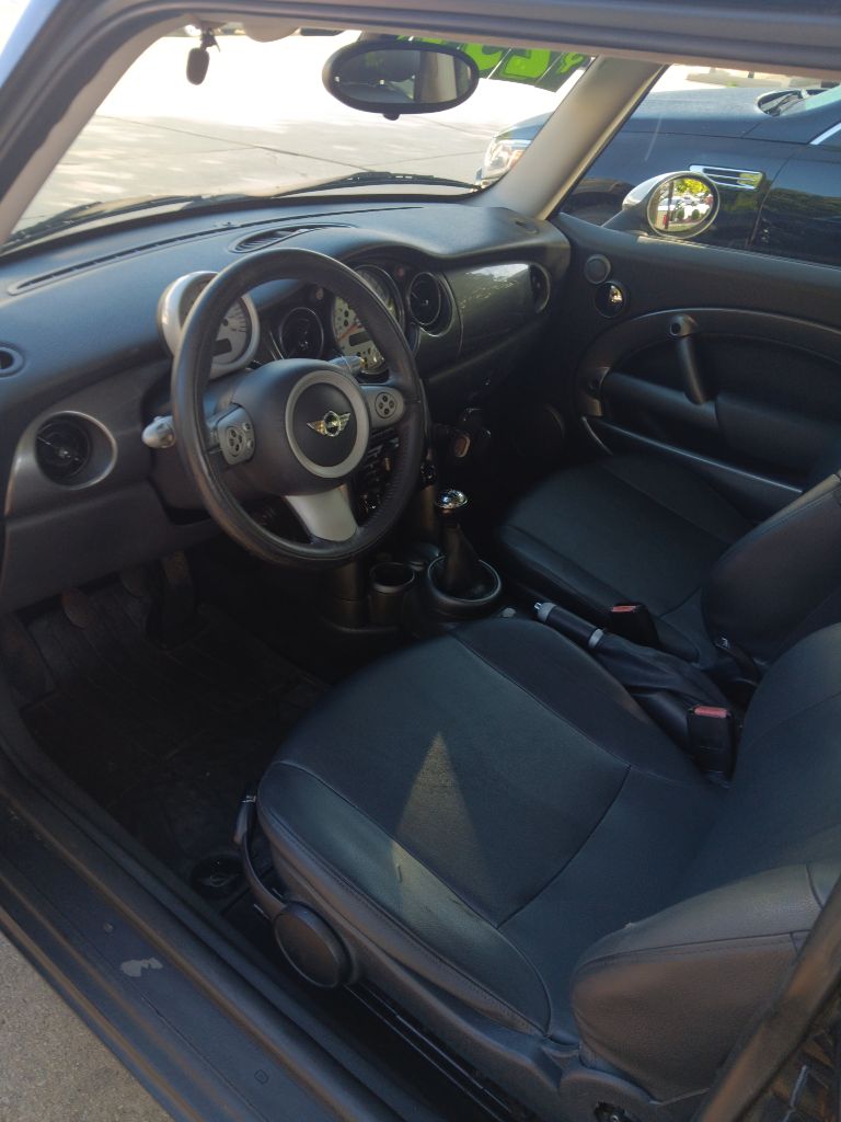 2006 MINI COOPER BASE